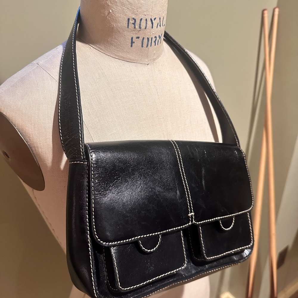Kenneth Cole Black Leather Bag